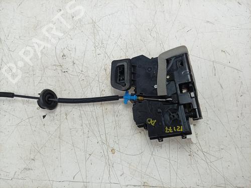 front-right-lock-porsche-taycan-y1a-2019-37874715 main image