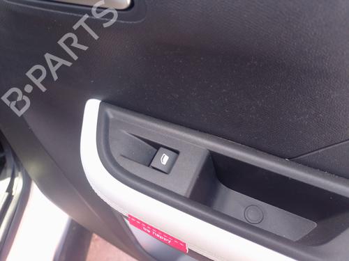 Used Right rear window switch Right rear window switch 39431074 39431074