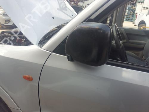 Used Left mirror MITSUBISHI PAJERO III (V7_W, V6_W) 3.2 Di-D (V68W, V78W) (165 hp) 29744091