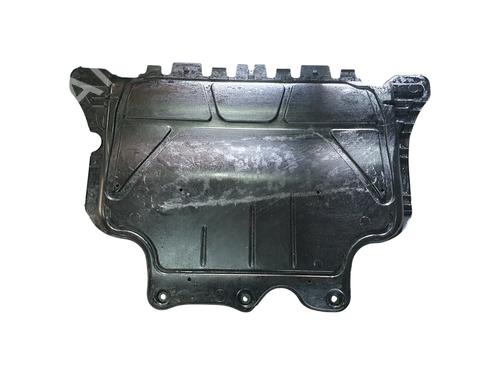 Used Underbody protection VW T-ROC (A11, D11) 1.0 TSI (116 hp) 31642065