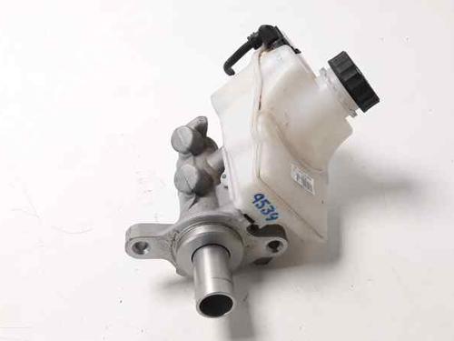 Used Brake master cylinder MASERATI QUATTROPORTE VI 3.0 D (275 hp) 2527248