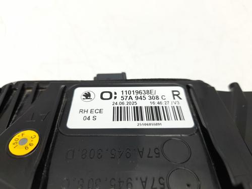 Right tailgate light SKODA KAROQ (NU7, ND7) 1.5 TSI | BP34341701C80  - Image 9