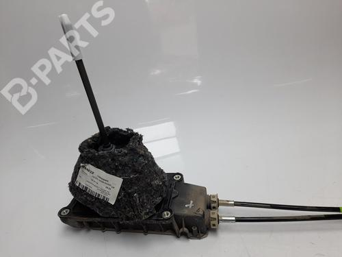 manual-gearbox-selector-dacia-sandero-ii-15-dci-749650548r-2012-7430365 main image