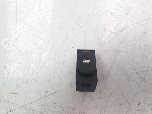 Used Right rear window switch PEUGEOT 407 (6D_) 2.0 HDi 135 (6DRHRH, 6DRHRE, 6DRHRG, 6DRHRJ) (136 hp) 29432937