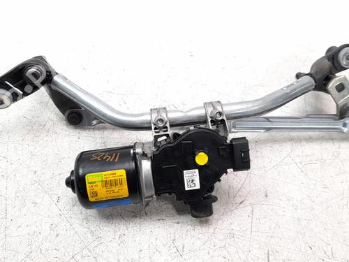Used Front wiper motor RENAULT CAPTUR II (HF_) [2020-2025]  15769624