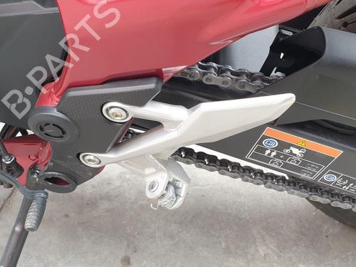 Left sideskirt HONDA MOTORCYCLES CB HORNET CB 750 Hornet (RH12, RH24) | BP25233864C115