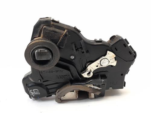 Used Front left lock TOYOTA HILUX VII Pickup (_N1_, _N2_, _N3_) 2.5 D-4D 4WD (KUN25) (144 hp) 10656119
