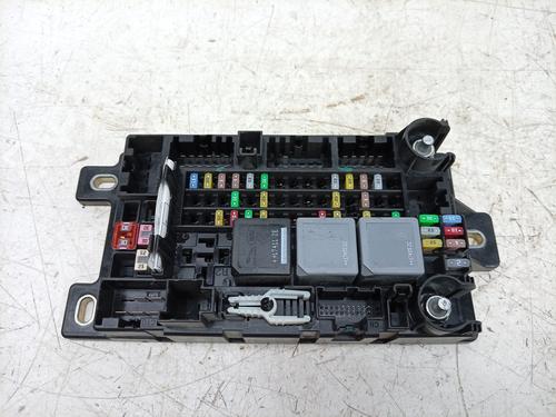 Used Fuse box Fuse box 38874192 38874192