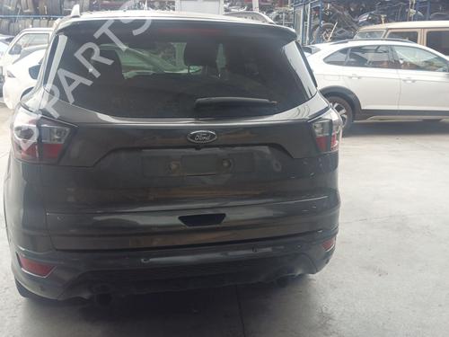 Armrest / Center console FORD KUGA II (DM2) 1.5 EcoBoost | BP30090456I20