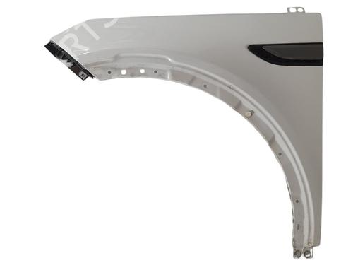 Left front fenders LAND ROVER DISCOVERY SPORT (L550) 2.0 D LR061384
