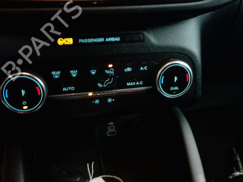 Used Climate control FORD KUGA III (DFK) 2.5 Duratec Plug-in-Hybrid (152 hp) 31093375