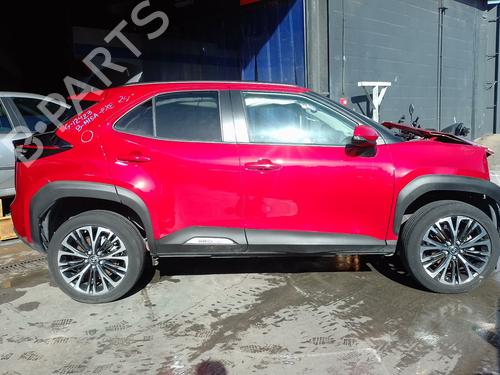 Brugte TOYOTA YARIS CROSS (MXP_) 1.5 Hybrid (MXPJ10) (116 hp) 4411193