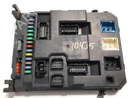 Used Fuse box CITROËN C3 II (SC_) [2009-2025]  8102274