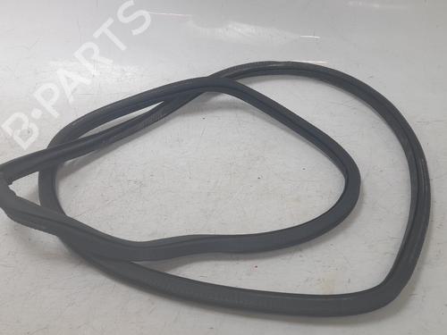 Used Rubber door seal Rubber door seal MERCEDES-BENZ EQB (X243) EQB 250+ (243.602) (190 hp) 34523232 34523232