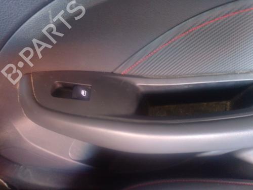 right-rear-window-switch-mg-mg-zs-suv-azs1-2017-35724132 main image
