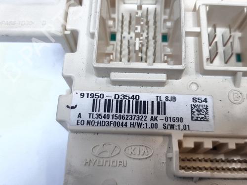 Fuse box HYUNDAI TUCSON (TL, TLE) 1.7 CRDi | BP23662134E1 