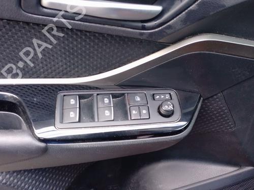 Used Left front window switch TOYOTA C-HR (_X1_) 1.8 Hybrid (ZYX10_, ZYX11_) (98 hp) 30940362