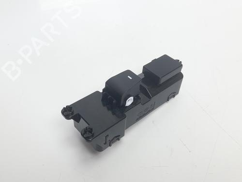 Used Left rear window switch HYUNDAI TUCSON (TL, TLE) [2015-2023]  7738242