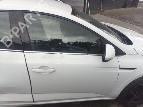 Used Right front door RENAULT MEGANE IV Hatchback (B9A/M/N_) 1.5 dCi 110 (B9A3) (110 hp) 30401455