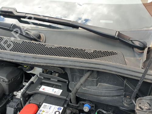 Used Front wiper motor PEUGEOT 3008 II SUV (MC_, MR_, MJ_, M4_) [2016-2025]  19642126