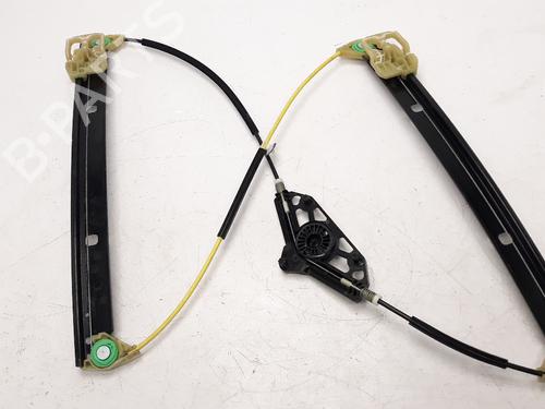 Rudehejsemekanisme Højre foran SKODA OCTAVIA III Combi (5E5, 5E6) [2012-2020]  8665213