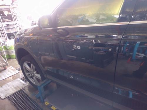 Used Left front door Left front door 37028064 37028064