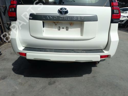 Used Rear bumper Rear bumper TOYOTA LAND CRUISER PRADO (_J15_) 2.8 D-4D (GDJ155, GDJ150) (204 hp) 33759362 33759362