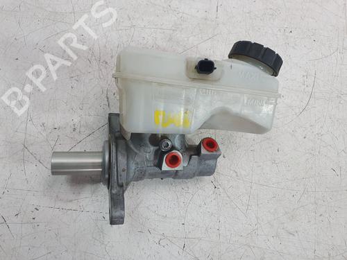 brake-master-cylinder-dacia-duster-hs_-2010-2011-2012-2013-2014-2015-2016-2017-2018-31966516 main image