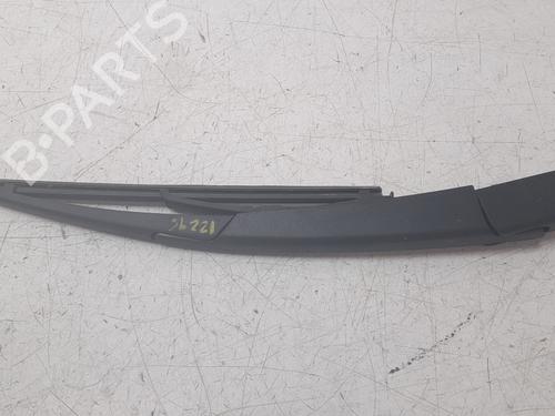 Used Rear windshield wiper arm Rear windshield wiper arm RENAULT KADJAR (HA_, HL_) 1.5 BLUE dCi 115 (HLA6) (116 hp) 30173560 30173560