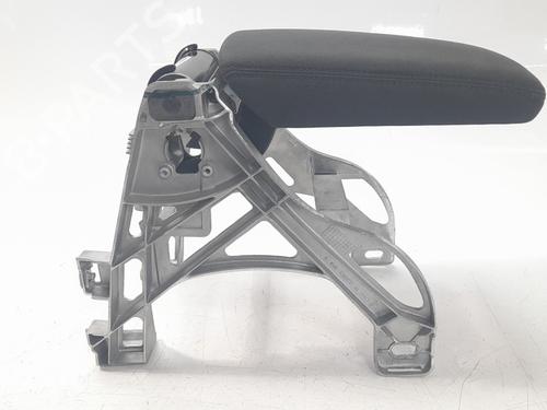 Used Armrest / Center console AUDI A4 B9 (8W2, 8WC) 2.0 TDI (136 hp) 28836539