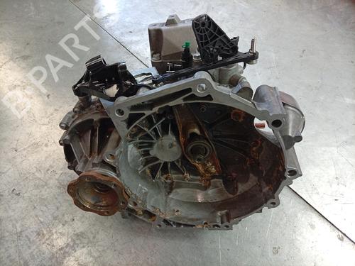 girkasse-vw-t-cross-c11-d31-2018-24811638 main image