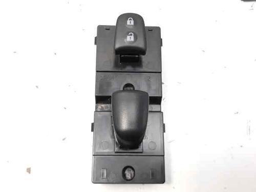 Used Right front window switch NISSAN JUKE (F15) 1.2 DIG-T (115 hp) 6550007