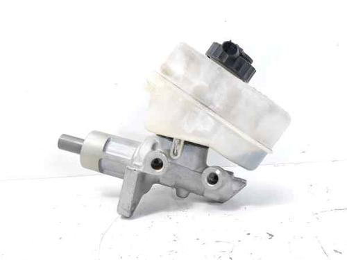 Used Brake master cylinder BMW 1 (E87) 120 d (177 hp) 2504908