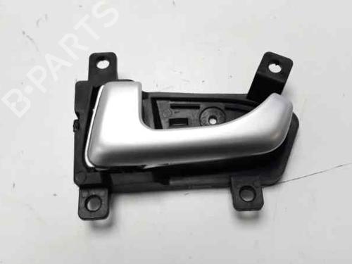 Used Rear left interior door handle KIA SPORTAGE III (SL) 1.6 GDI (135 hp) 3210017