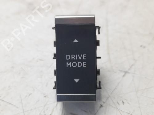 switch-opel-corsa-f-p2jo-2019-32471702 main image