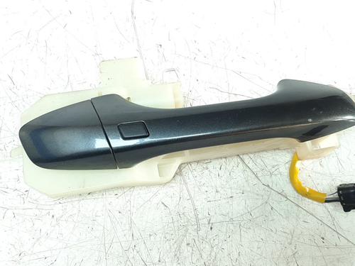 Used Front right exterior door handle KIA STONIC (YB) [2017-2025]  15415436