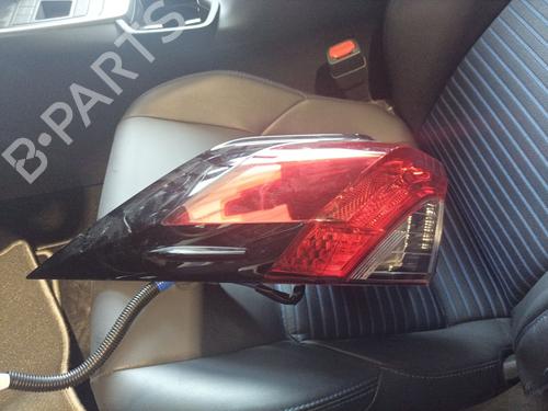Venstre Baklys TOYOTA RAV 4 V (_A5_, _H5_) 2.5 Hybrid AWD (AXAH54) (178 hp) 29562255