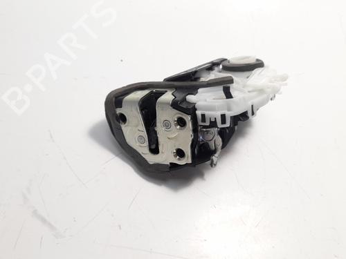 Used Rear left lock TOYOTA YARIS (_P13_) 1.5 Hybrid (NHP130_, NHP130) (101 hp) 7916272