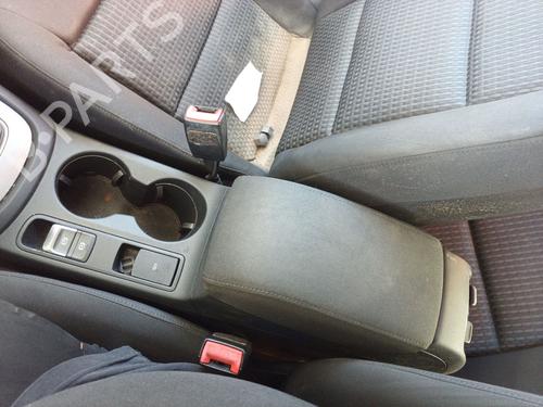 Armlene AUDI Q3 (8UB, 8UG) 1.4 TSI (150 hp) 27674560