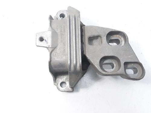 Support de moteur INFINITI Q30 2.2 D (170 hp) 10272445