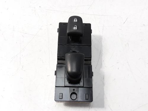 right-front-window-switch-nissan-pulsar-hatchback-c13-12-dig-t-254114ba0a-2014-8656955 main image