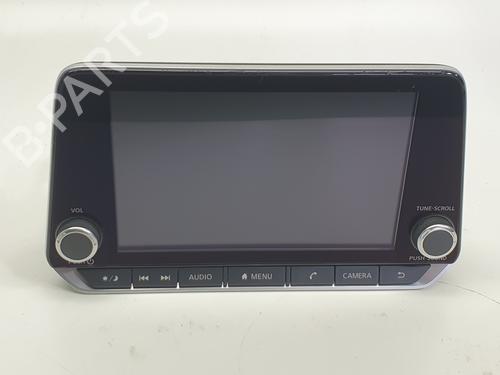 display-monitor-nissan-juke-f16_-2019-36562191 main image