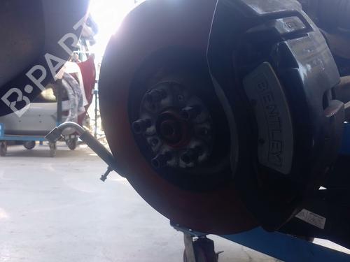 Fusee links voor Fusee links voor BENTLEY CONTINENTAL FLYING SPUR (3W_) 6.0 (560 hp) 35962495 35962495