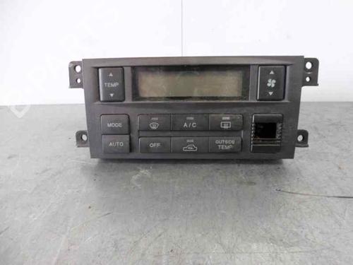 Used Climate control HYUNDAI ELANTRA III Saloon (XD) 2.0 CRDi (113 hp) 346833