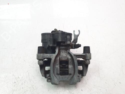 Højre bremsekaliber bag BMW X1 (F48) sDrive 18 d (150 hp) 29119045