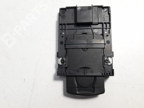 ignition-barrel-renault-megane-iii-hatchback-bz01_-b3_-15-dci-285909828r-2008-8045344 main image