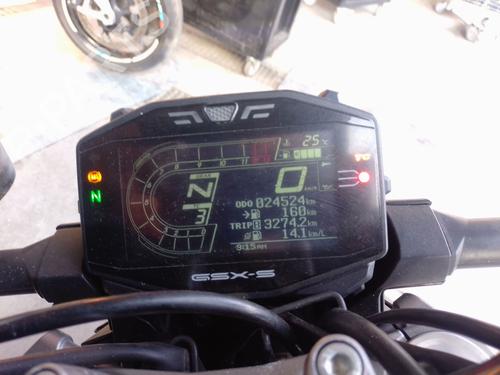 instrument-cluster-suzuki-motorcycles-gsx-s-0-38045303 main image
