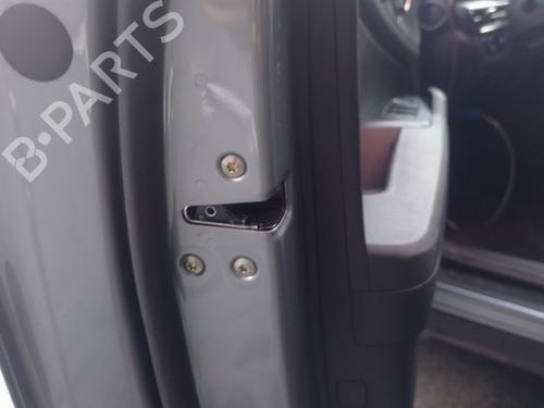 front-left-lock-kia-sportage-v-nq5-2021-39668818 main image