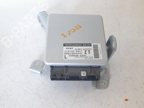 Used Electronic module TOYOTA YARIS (_P13_) 1.5 Hybrid (NHP130_, NHP130) (101 hp) 28450624
