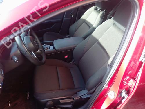 left-front-seat-mazda-3-hatchback-bp-2018-38919923 main image